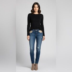 Colcci Jeans with Gold Accents